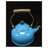 Le Creuset 1.7 quart kettle