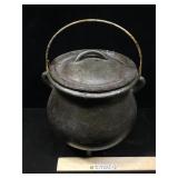 Cast iron caldron