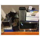 Lot of assorted household and kitchen items incl.