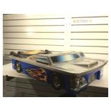 Hot wheel Tub w/ Hot Wheels & More