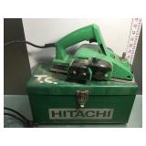 Hitachi 3-1/4 inches planes model P2oSB, power on