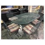 Metal patio set with 6 chairs and cushions -