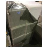 16 styrofoam perishable containers