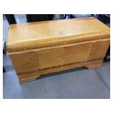 Lane Altavista, Va. Cedar wood chest, approx