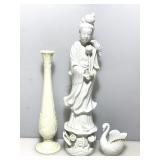 Guanyin figurine Blanc de Chine, white porcelain