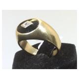 14 k GOLD mans ring w/ black gemstone, size 11,