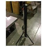 Projector screen w/tripod