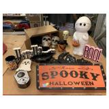 Holiday decor. Halloween. Animated push open eye
