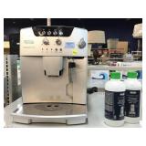 DeLonghi Magnifica Espresso Machine and Cleaning