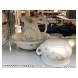 3 Pc Flower Serving Set Signed.