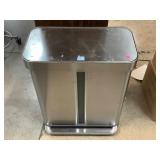 Simple human Dual canister step trash can,