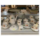 Porcelain American Atelier English Fruit 40+ pc