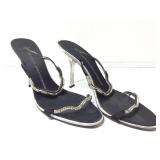 Heel shoes size 39. Marked made in Italy.