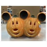 Mickey Halloween light up.