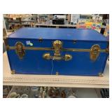 Seward travel trunk. 30x16x13