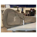 Taylor Guitars Gig Bag.