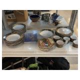 35pc Vincent Van Gogh Porcelain Kitchenware Set.