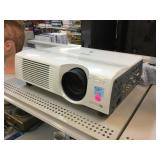 Sony data projector w/power cord, mod VPL-PX40,
