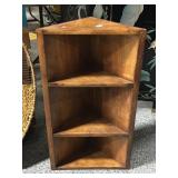 Solid wood 4-tier corner shelf, 12x12x30in