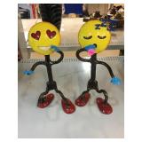 Metal novelty Sleepy & love head emoji figures,