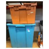 2 storage bins with lids