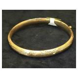 14k GOLD BANGLE BRACELET, 9g