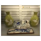 Lot of assorted home decor incl. vases and more