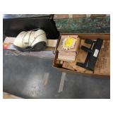 Lot of assorted items incl. many new Noah