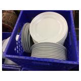 Crate of Tafelstern Germany 9 in diameter plates