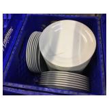 Crate of Tafelstern Germany 9 in diameter plates