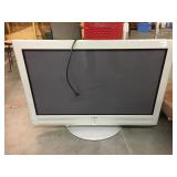 Sony flatscreen tv 42 in no remote - see photos