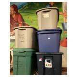 5 storage bins with lids