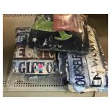 Jekeno Glow in the dark Dino throw blanket and 2