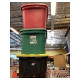 Storage bins with lids