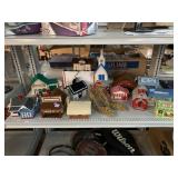 Musical yarn cottage houses and decorative mesh