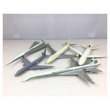 Model airplanes jets, 2 Pan American & 3 unmarked