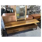 Karsten Entry table cabinet w/mirror, approx 72in
