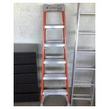 Louisville 6ft stepladder, 300lbs capacity