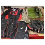 Diablo hockey set sz large, knee sleeves, flasks