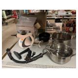 Steam cleaner with accessories, pots made in