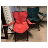2 folding chairs. Red/green