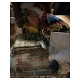 Vintage linens. Assorted