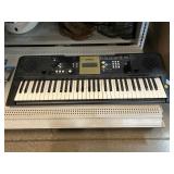 YAMAHA Electrical Keyboard. YPT-220.