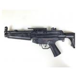 Airsoft MP5 Style Gun no magazine untested as
