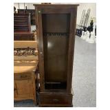 Vtg Wood Rifle Cabinet - no glass - key broken