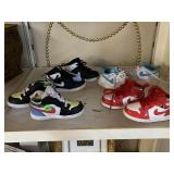 Baby Nikes. 6/7/8C
