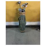 Hot Z Golf bad w/golf clubs