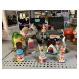 Decorative figurines and figures. Household decor