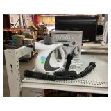 Pressurized steam cleaner