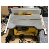 DeWalt 8.25 in Table Saw DWE7485
